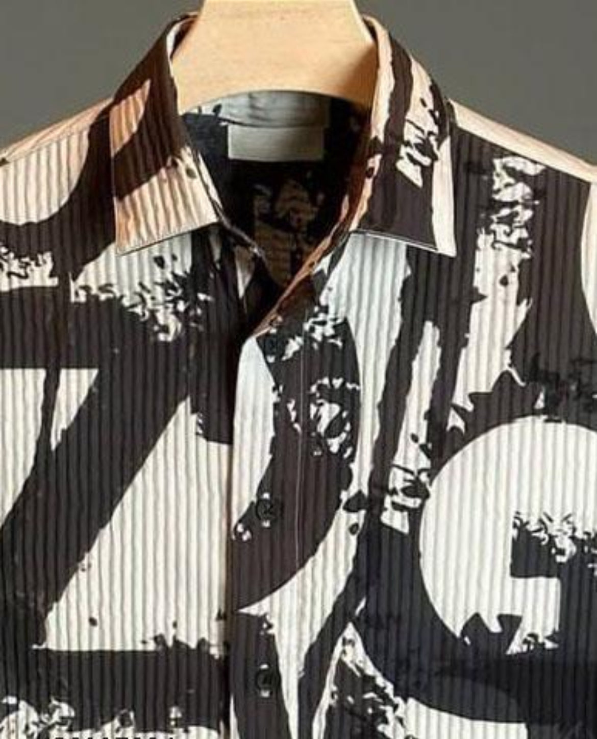 Premium Cotton Blend Luxury
Print Comfort Fit Luxe Shirt
